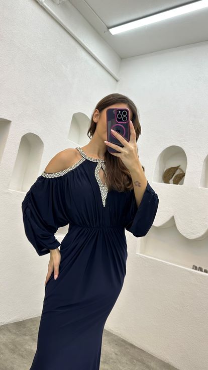 Marineblaues  besticktes  gerafftes Satin Abendkleid