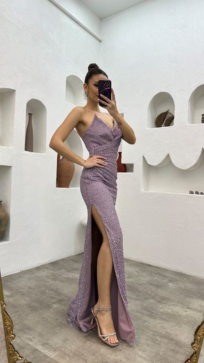 Vestido de noche palabra de honor bordado lila
