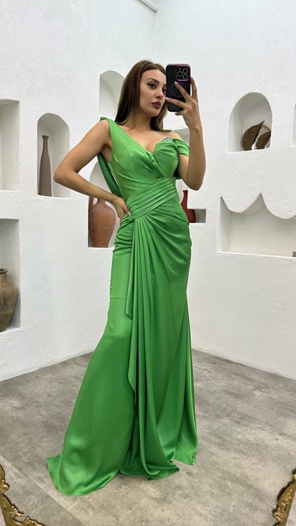 Green Embroidered Detail Draped Satin Evening Dress