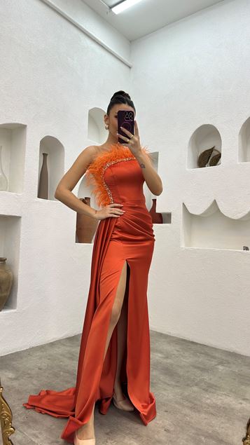 Orange bustier plume détail Satin robe de soirée