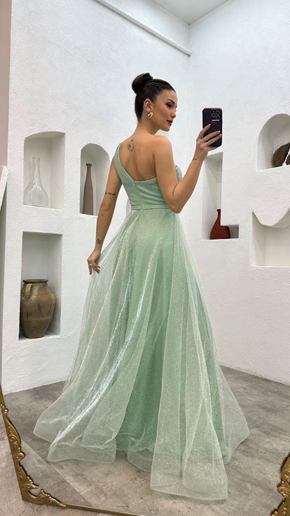 Mint Yeşili Tek Omuz İşlemeli Simli Tül Abiye Elbise