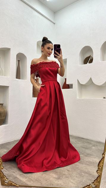 Robe de soirée en satin Guipure Brodée Rouge