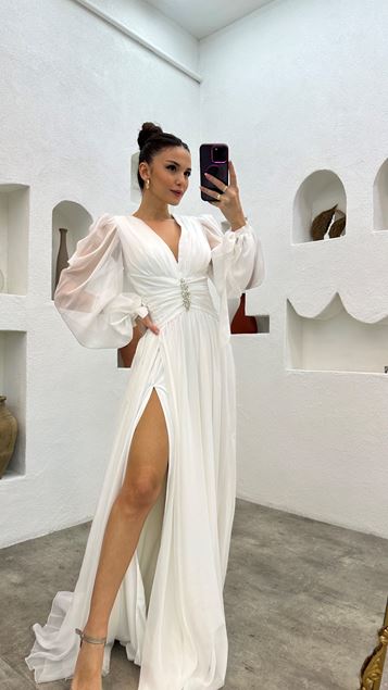 فستان سهرة شيفون مطرز بالخصر الأبيض