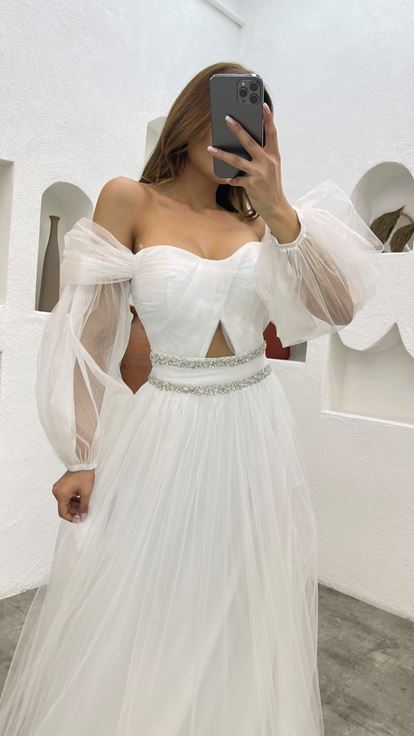 Beyaz Beli İşlemeli Tül Abiye Elbise
