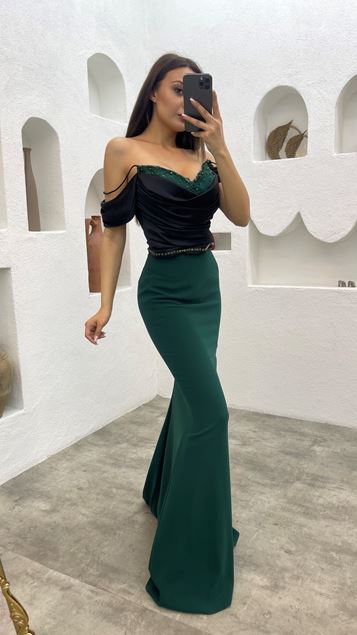 Cinturino in corda di smeraldo ricamato drappeggiato raso abito da sera