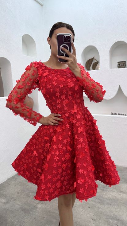 Red Floral Motif Mini Tulle Evening Dress