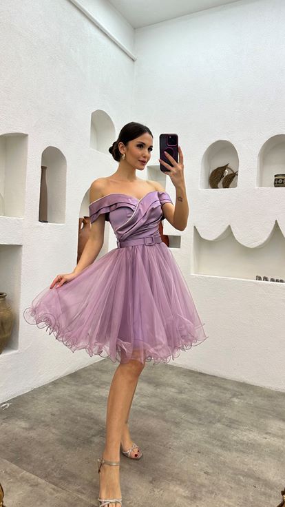 Lila Drapeli Kemerli Tütülü Mini Saten Abiye Elbise