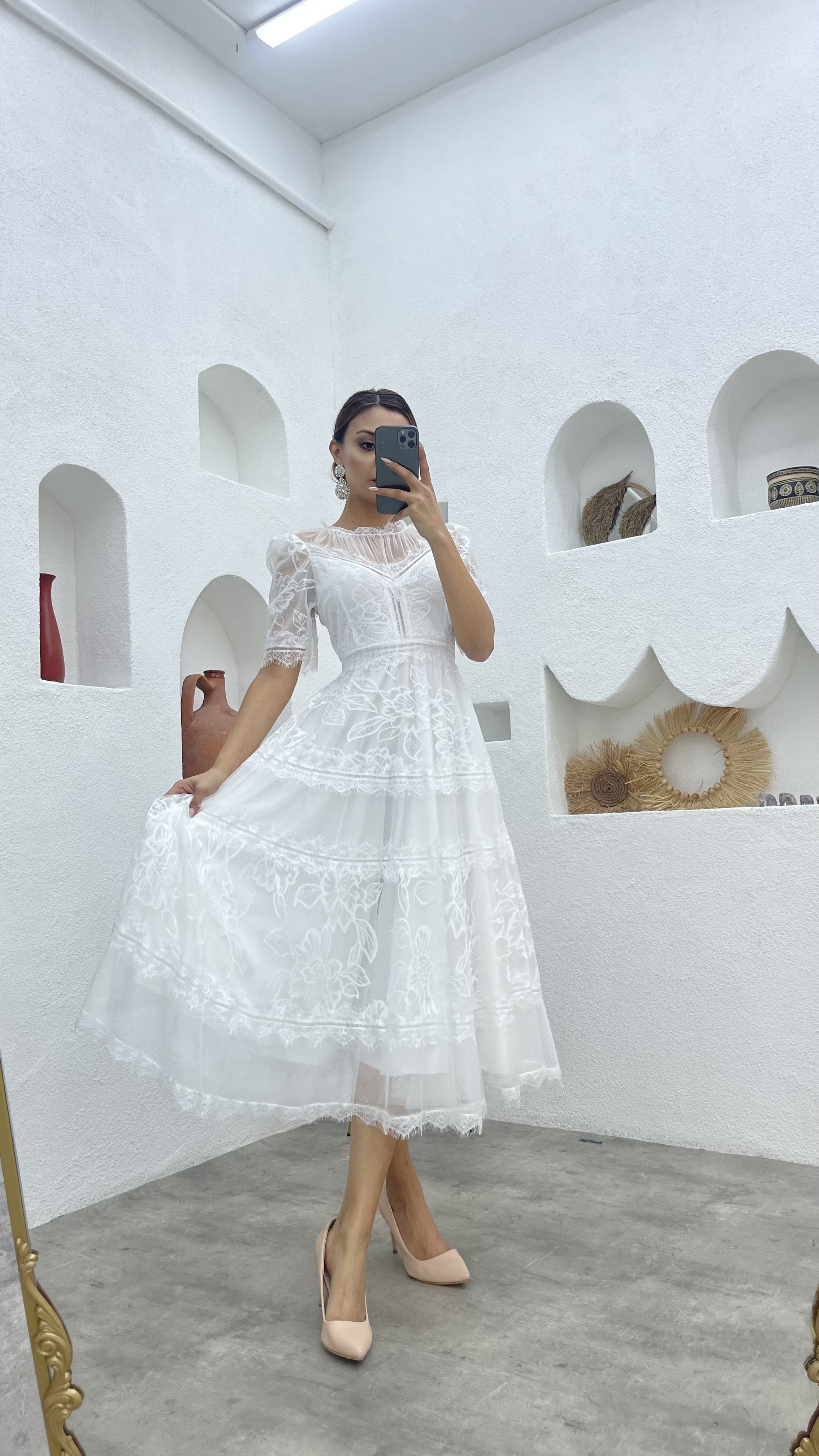 White Lace Detail Tulle Evening Dress