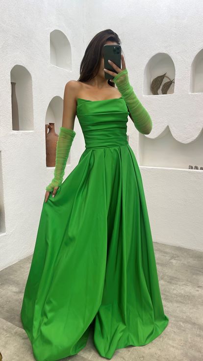 Green Wire Sleeve Draped Design Dress