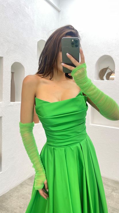 Green Wire Sleeve Draped Design Dress