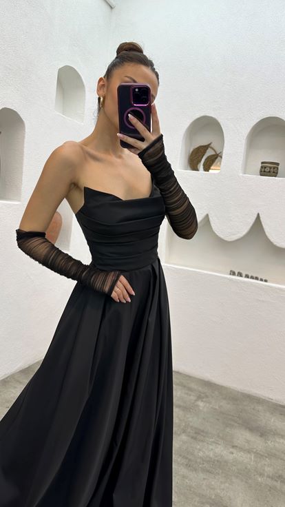 Detalle de manga palabra de honor negro lbise