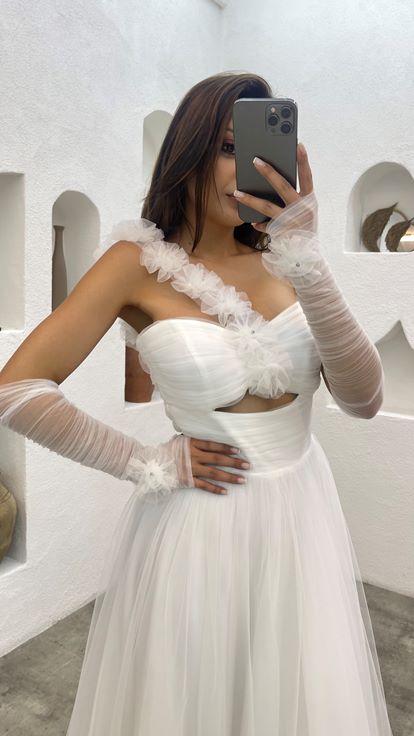 White Single Sleeve Floral Tulle Design Evening Dress