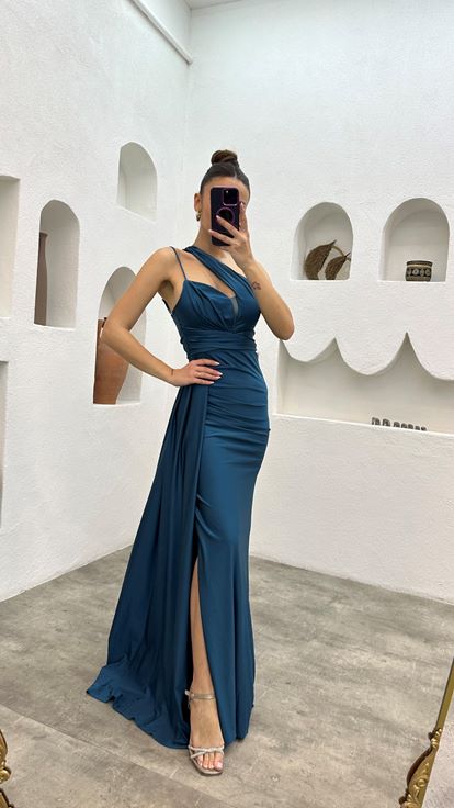 Mint Green Single Sleeve Strap Satin Evening Dress