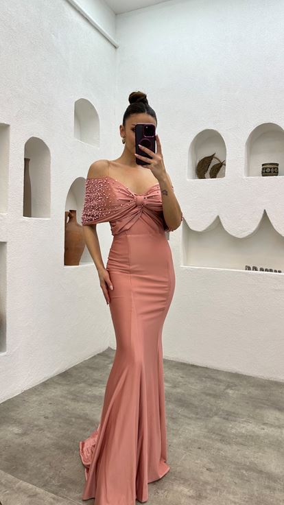 Powder Bow Detailed Stone Embroidered Evening Dress