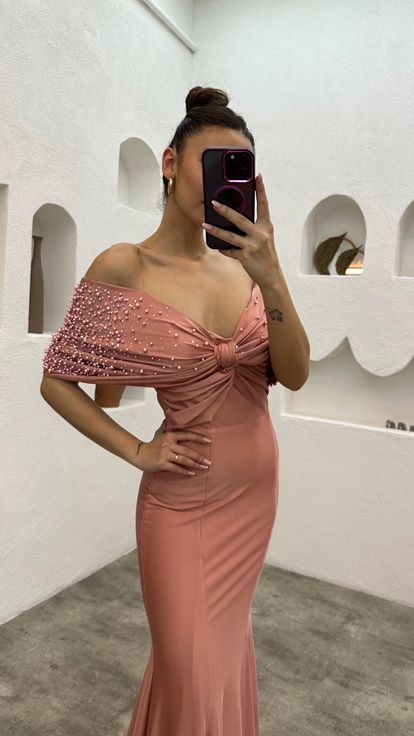 Powder Bow Detailed Stone Embroidered Evening Dress