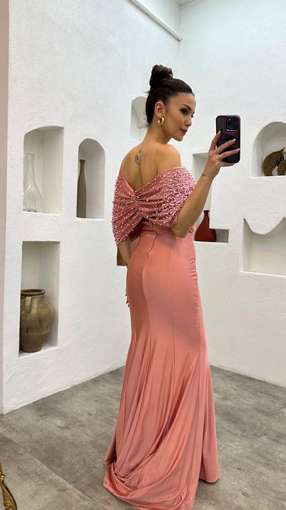 Powder Bow Detailed Stone Embroidered Evening Dress