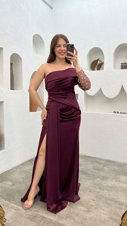 فستان سهرة من الساتان المطرز بلون البرقوق، بمقاسات كبيرة، بكم واحد