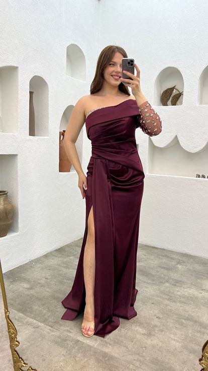 فستان سهرة من الساتان المطرز بلون البرقوق، بمقاسات كبيرة، بكم واحد