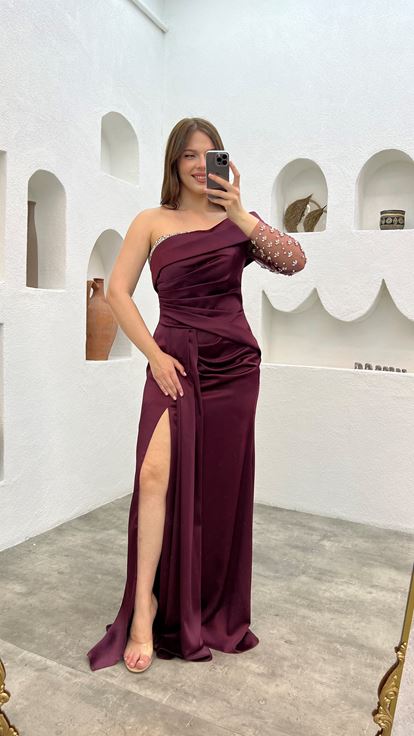 فستان سهرة من الساتان المطرز بلون البرقوق، بمقاسات كبيرة، بكم واحد