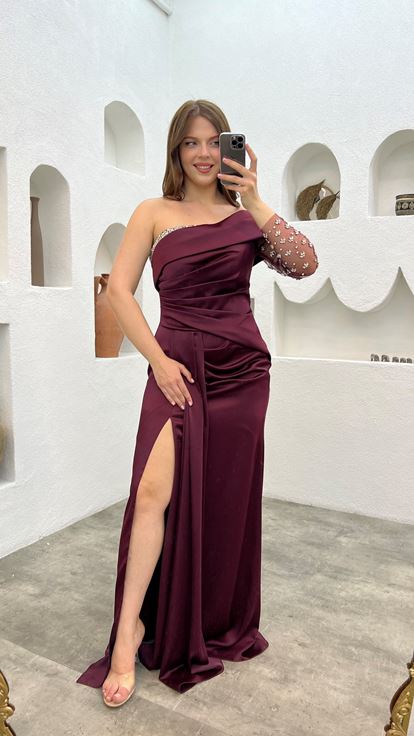 فستان سهرة من الساتان المطرز بلون البرقوق، بمقاسات كبيرة، بكم واحد