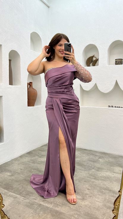 فستان سهرة من الساتان المطرز بلون أرجواني فاتح، بمقاسات كبيرة، بكم واحد