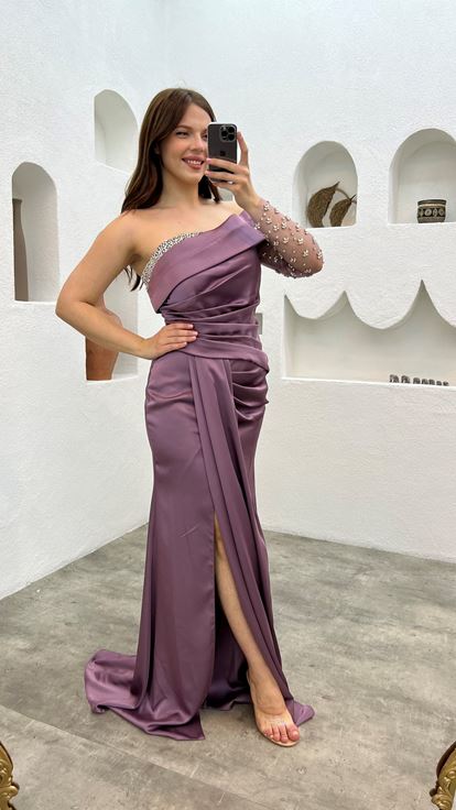 فستان سهرة من الساتان المطرز بلون أرجواني فاتح، بمقاسات كبيرة، بكم واحد