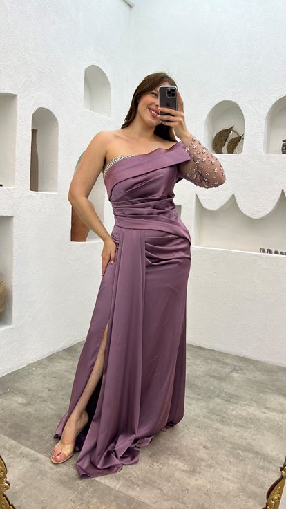 فستان سهرة من الساتان المطرز بلون أرجواني فاتح، بمقاسات كبيرة، بكم واحد