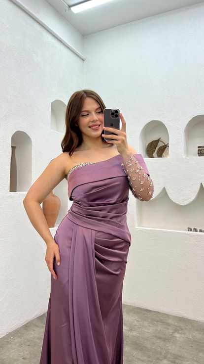 فستان سهرة من الساتان المطرز بلون أرجواني فاتح، بمقاسات كبيرة، بكم واحد