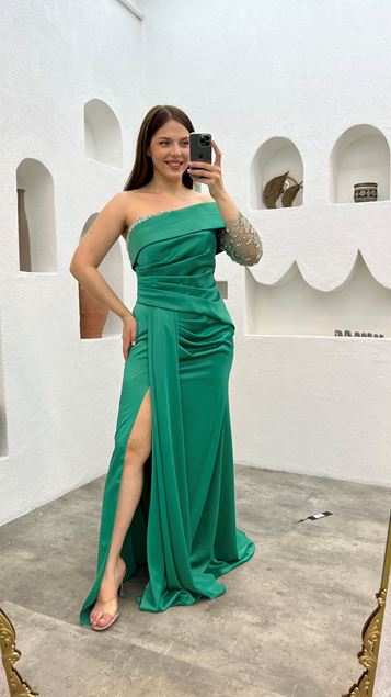 Vestido de noche de satén bordado de una sola manga esmeralda de talla grande