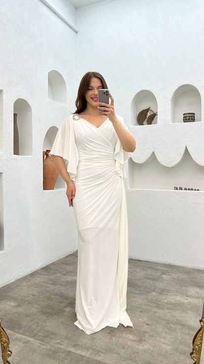White Plus Size Evening Dress With Embroidered Shoulder And Waist Ruffles