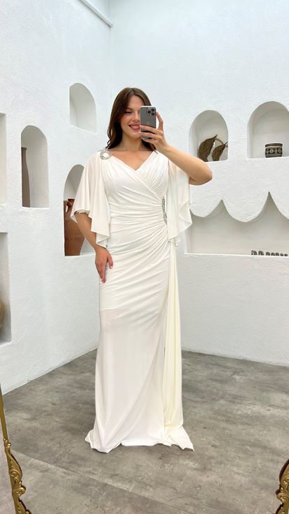 White Plus Size Evening Dress With Embroidered Shoulder And Waist Ruffles