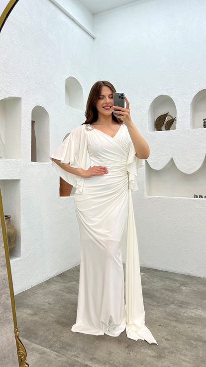 White Plus Size Evening Dress With Embroidered Shoulder And Waist Ruffles