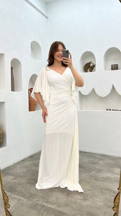 White Plus Size Evening Dress With Embroidered Shoulder And Waist Ruffles