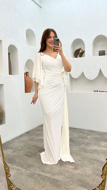 White Plus Size Evening Dress With Embroidered Shoulder And Waist Ruffles