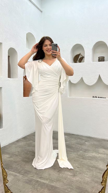 White Plus Size Evening Dress With Embroidered Shoulder And Waist Ruffles