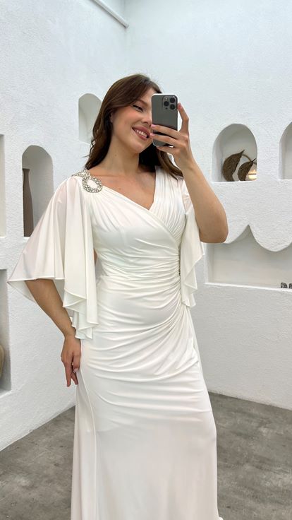 White Plus Size Evening Dress With Embroidered Shoulder And Waist Ruffles