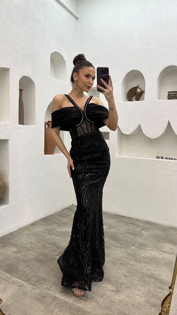 Black Strap Embroidered Shoulder Detail Design Evening Dress