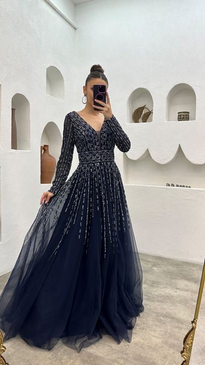 Lacivert Taşlı İşlemeli Tül Abiye Elbise