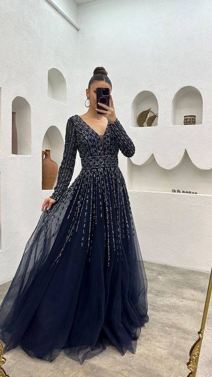 Lacivert Taşlı İşlemeli Tül Abiye Elbise
