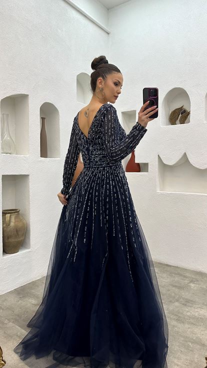 Lacivert Taşlı İşlemeli Tül Abiye Elbise