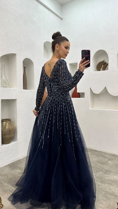 Lacivert Taşlı İşlemeli Tül Abiye Elbise
