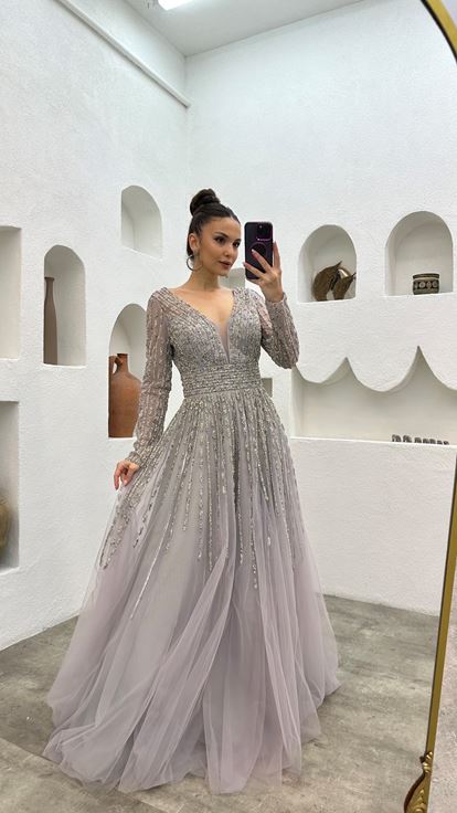 Gri Taşlı İşlemeli Tül Abiye Elbise