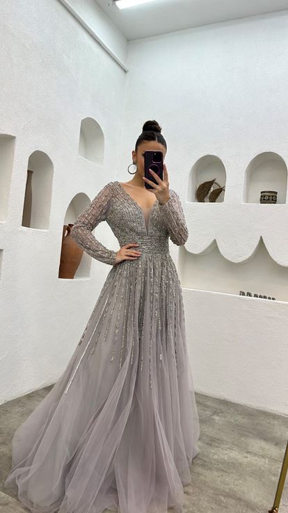 Gri Taşlı İşlemeli Tül Abiye Elbise