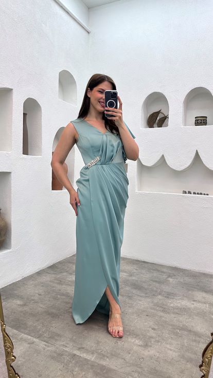 Turkuaz Tek Kolu Volanlı İşlemeli Büyük Beden Abiye Elbise