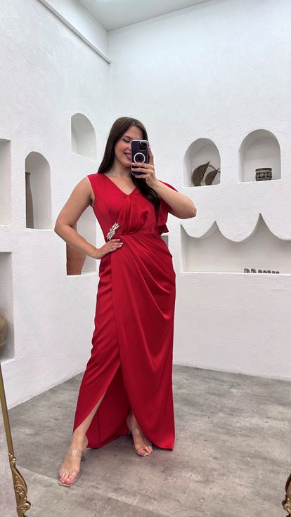 Kırmızı Tek Kolu Volanlı İşlemeli Büyük Beden Abiye Elbise