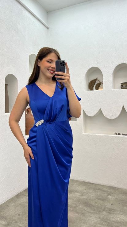 Mavi Tek Kolu Volanlı İşlemeli Büyük Beden Abiye Elbise