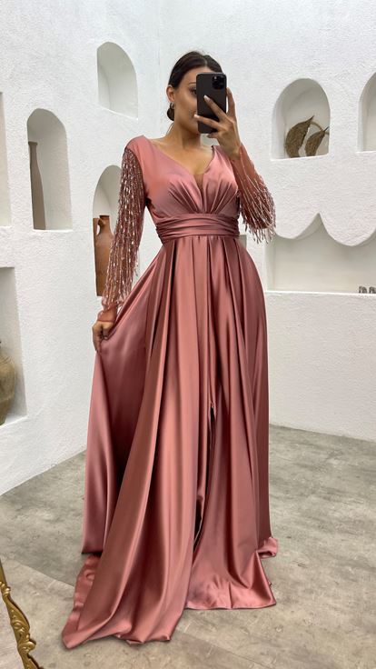 Rose Pink Evening Dress with Embroidered Sleeves