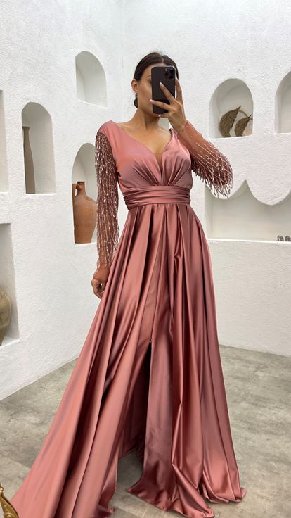 Rose Pink Evening Dress with Embroidered Sleeves