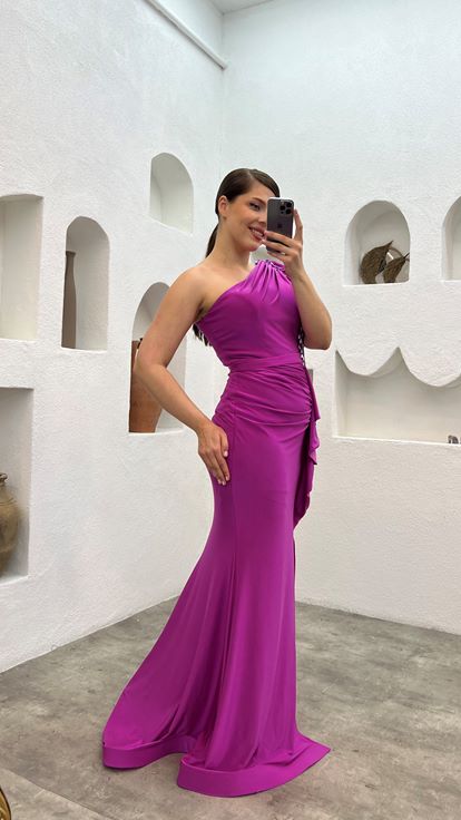 Vestido de noche de una sola manga bordado de una sola manga fucsia de talla grande