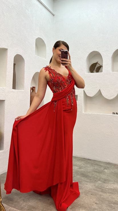 فستان سهرة مقاس كبير مطرز باللون البرتقالي